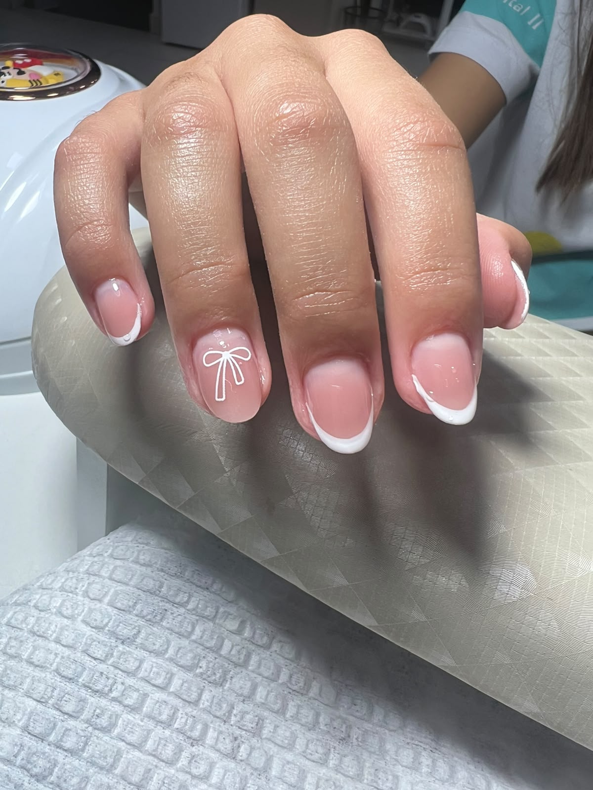 Esmaltação em gel rosa pink vibrante